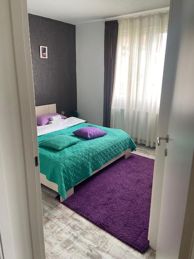 Appartement Mala Oaza à Čačak Extérieur photo